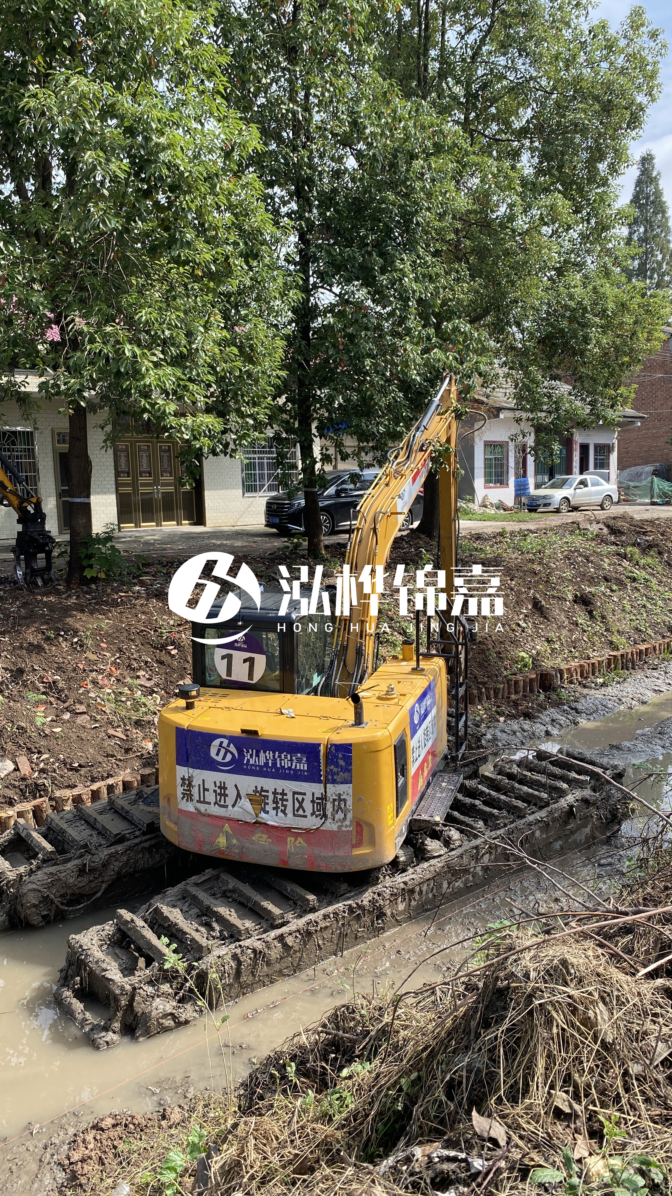 邢臺挖機(jī)打木樁專業(yè)施工-挖掘機(jī)打木樁打直技巧？