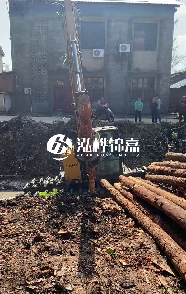 南昌河道清淤專業(yè)施工-履帶式挖機清理河道更方便嗎？