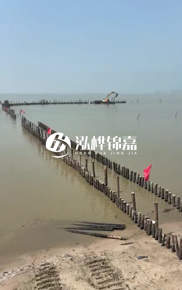 菏澤河道清淤專業(yè)施工-打完松木樁后清理淤泥是否會影響穩(wěn)定性？